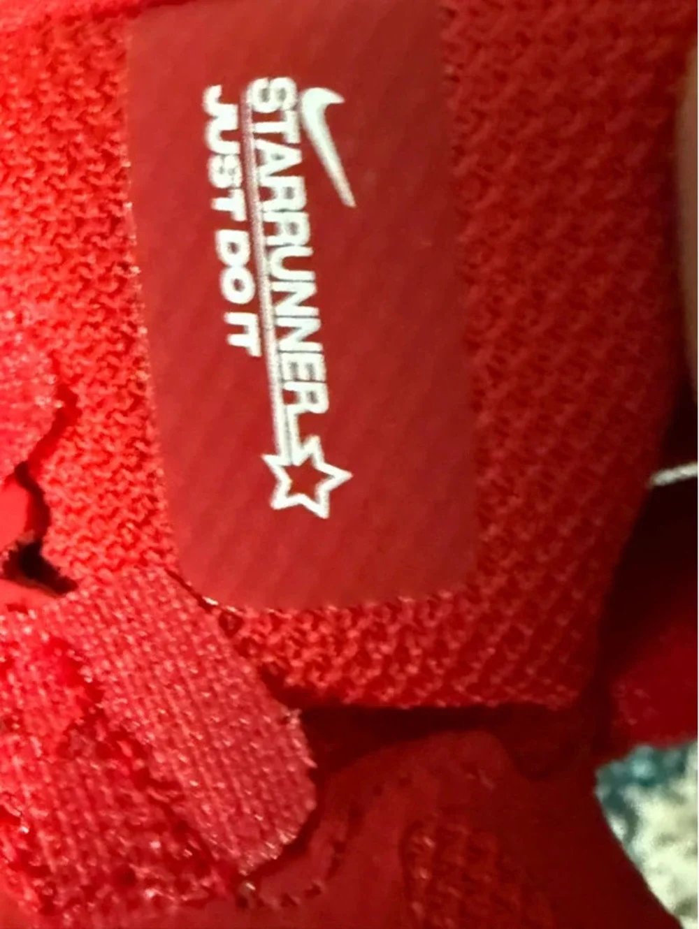 New without tags toddler Nike star runner red size 4c
